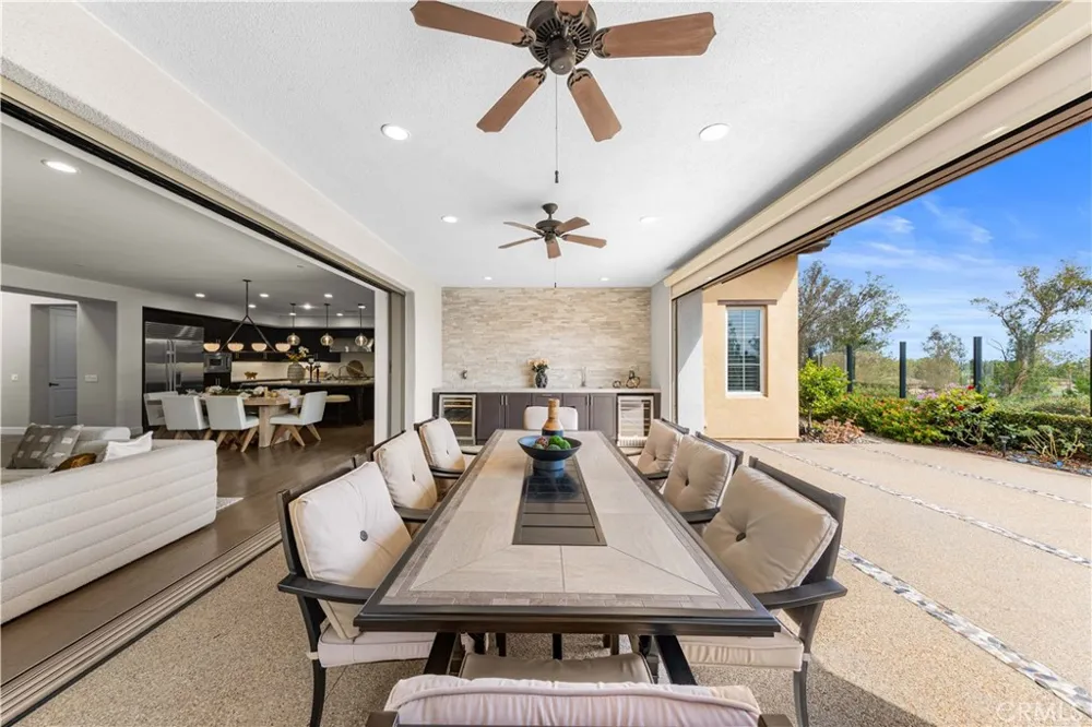 139 Sunset Irvine, CA 92602