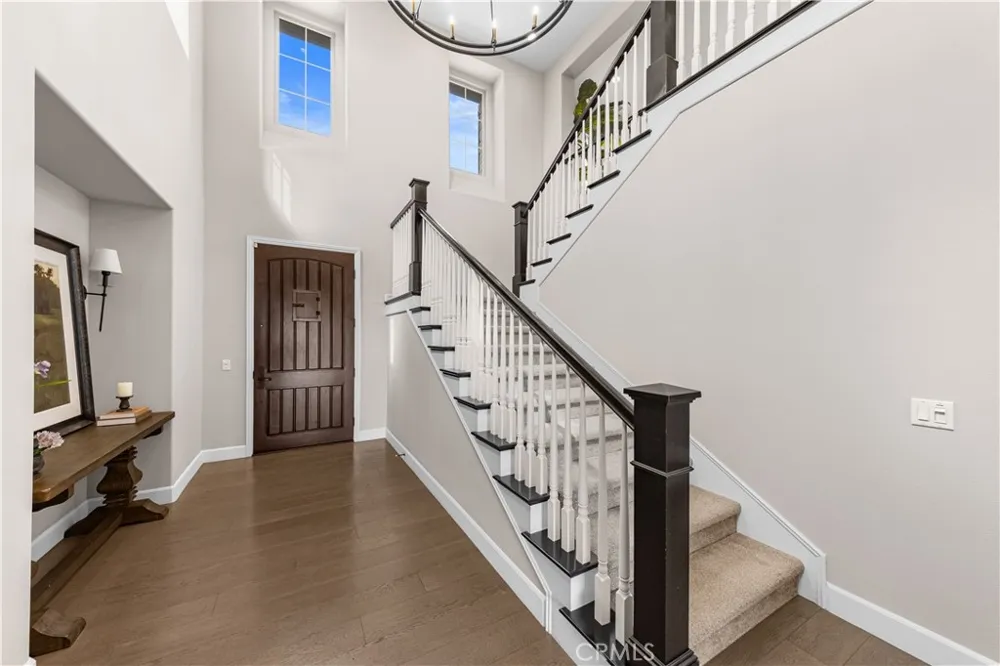 139 Sunset Irvine, CA 92602