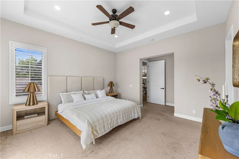 139 Sunset Irvine, CA 92602
