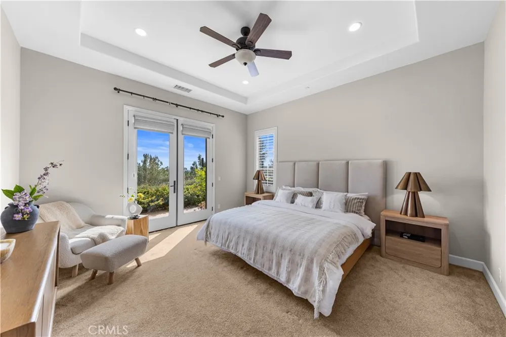 139 Sunset Irvine, CA 92602