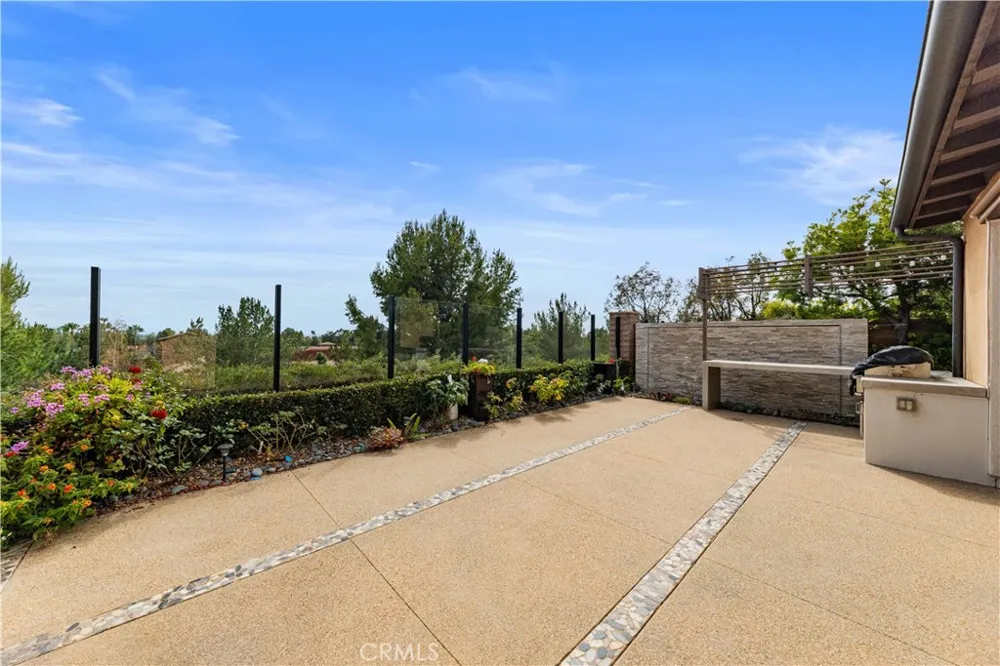 139 Sunset Irvine, CA 92602