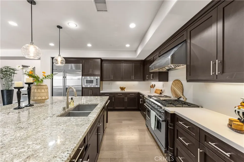 139 Sunset Irvine, CA 92602