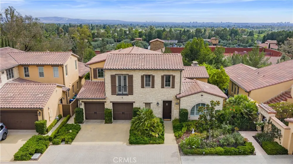 139 Sunset Irvine, CA 92602