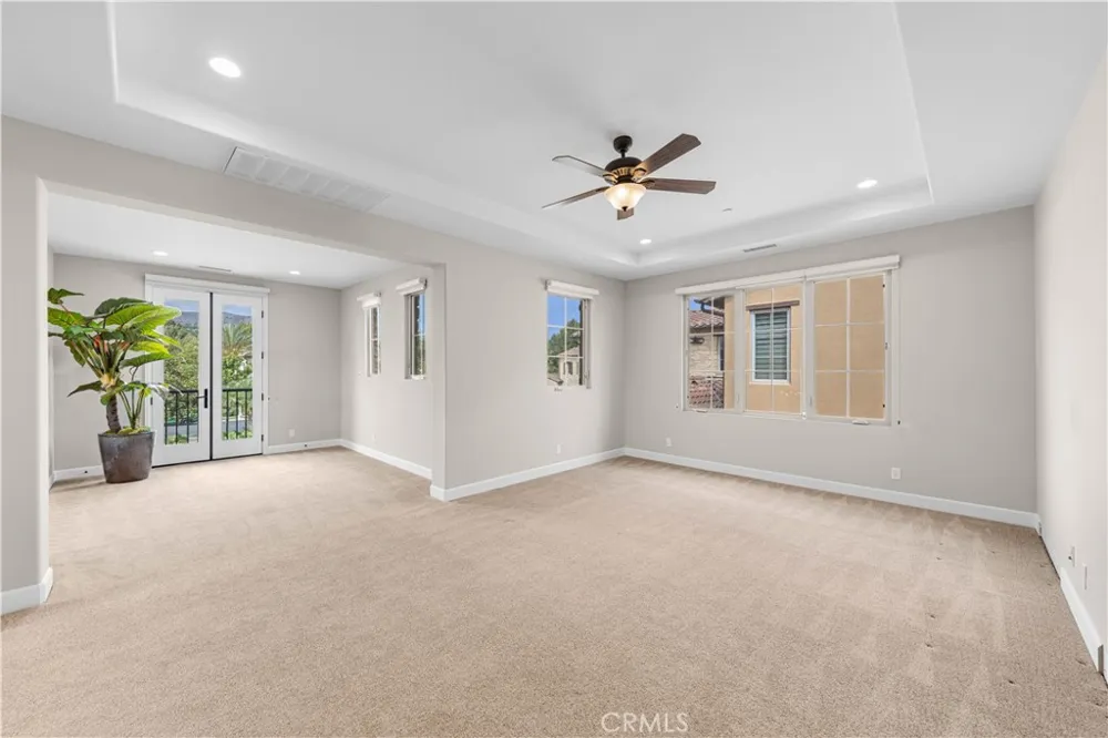 139 Sunset Irvine, CA 92602