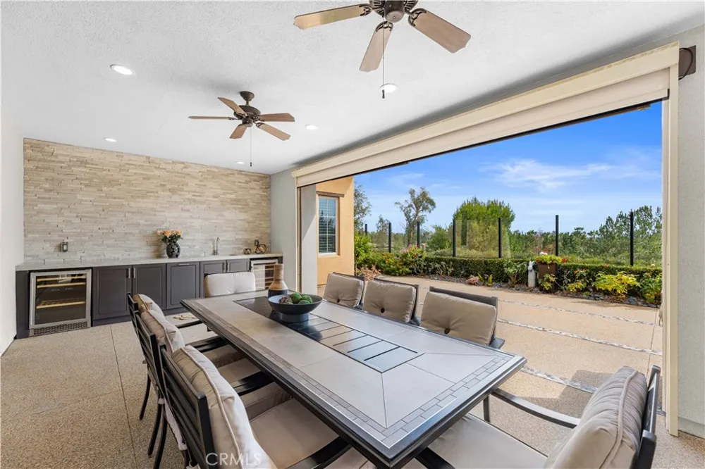 139 Sunset Irvine, CA 92602