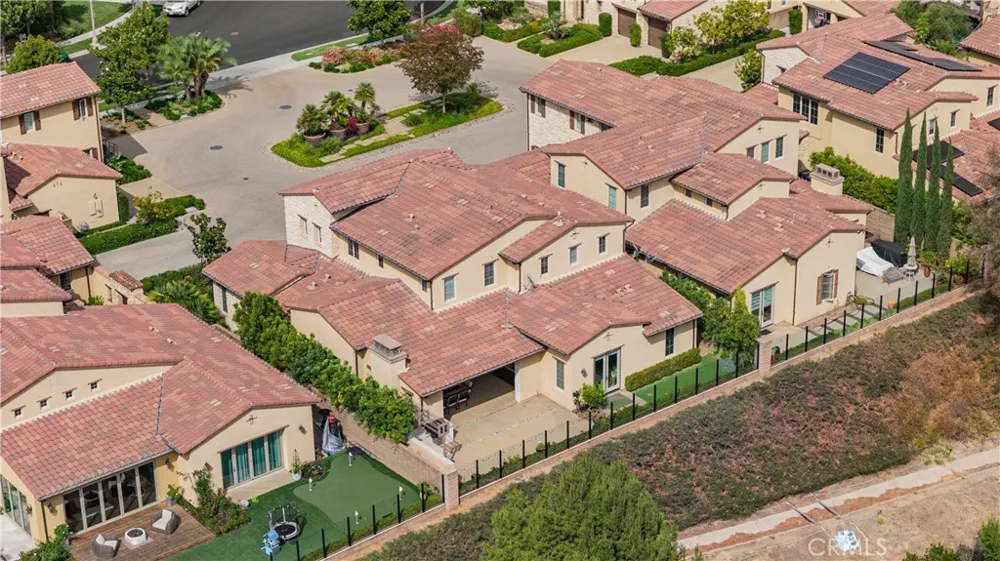 139 Sunset Irvine, CA 92602