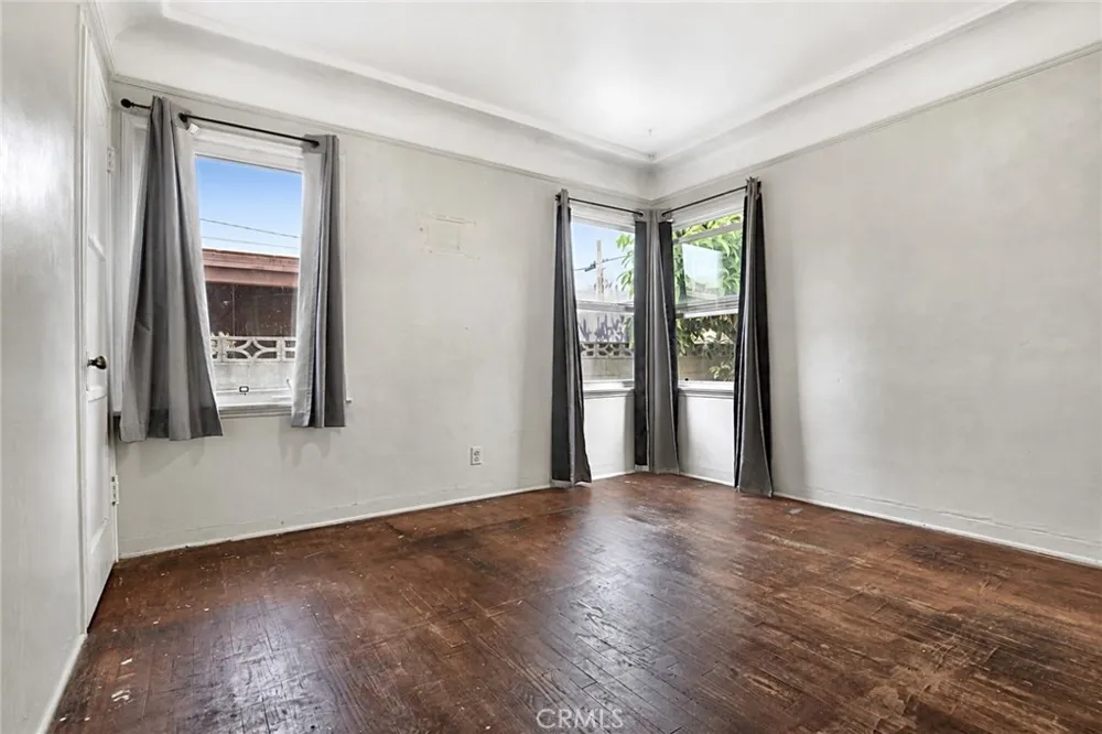 6453 Allston Los Angeles, CA 90022