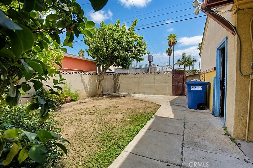 6453 Allston Los Angeles, CA 90022