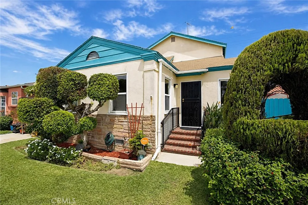 6453 Allston Los Angeles, CA 90022
