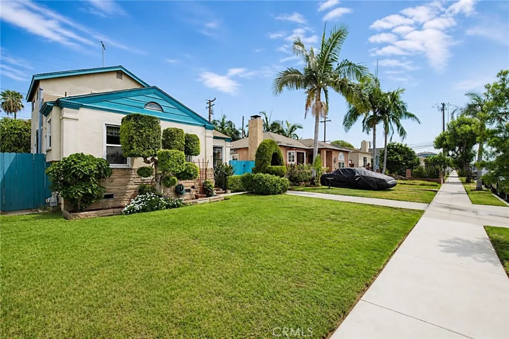 6453 Allston Los Angeles, CA 90022
