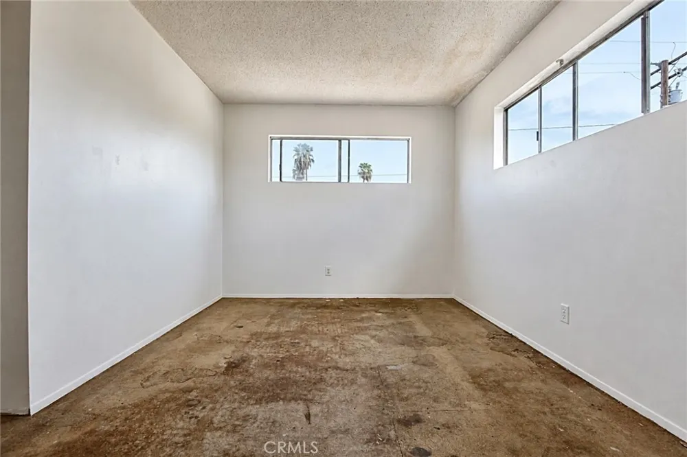 6453 Allston Los Angeles, CA 90022