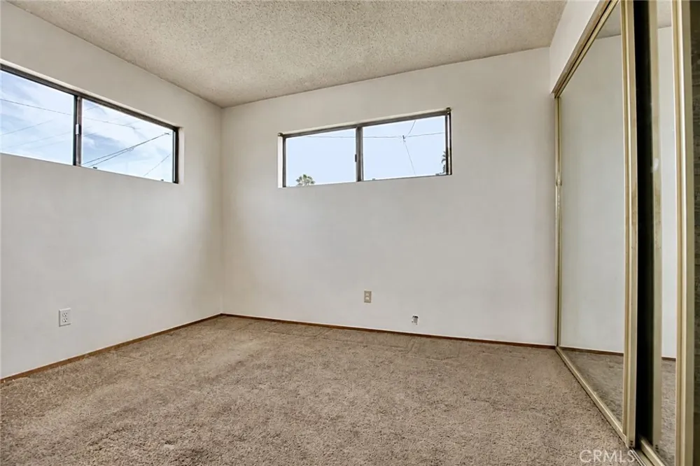 6453 Allston Los Angeles, CA 90022