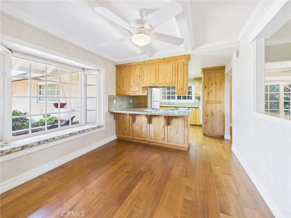 3032 Fairbairn Orange, CA 92865