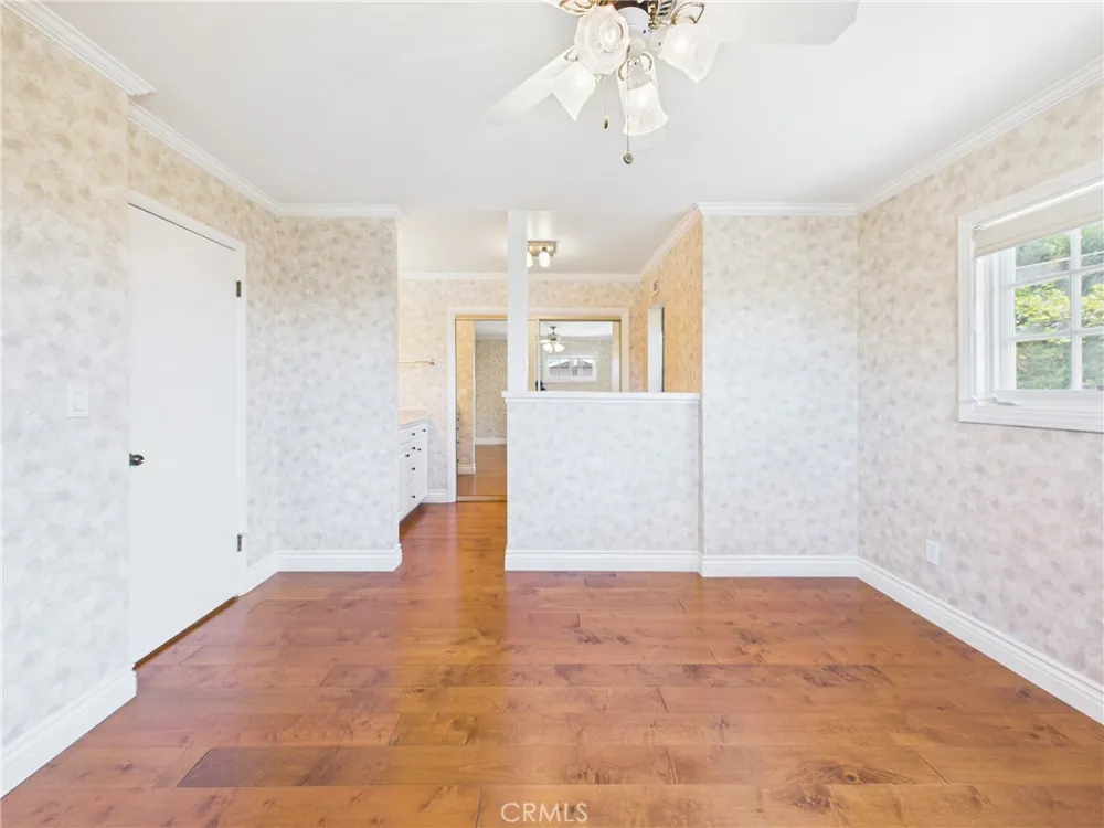 3032 Fairbairn Orange, CA 92865
