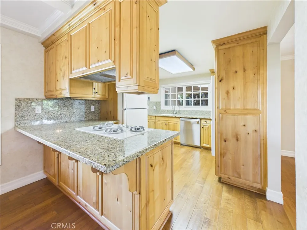 3032 Fairbairn Orange, CA 92865