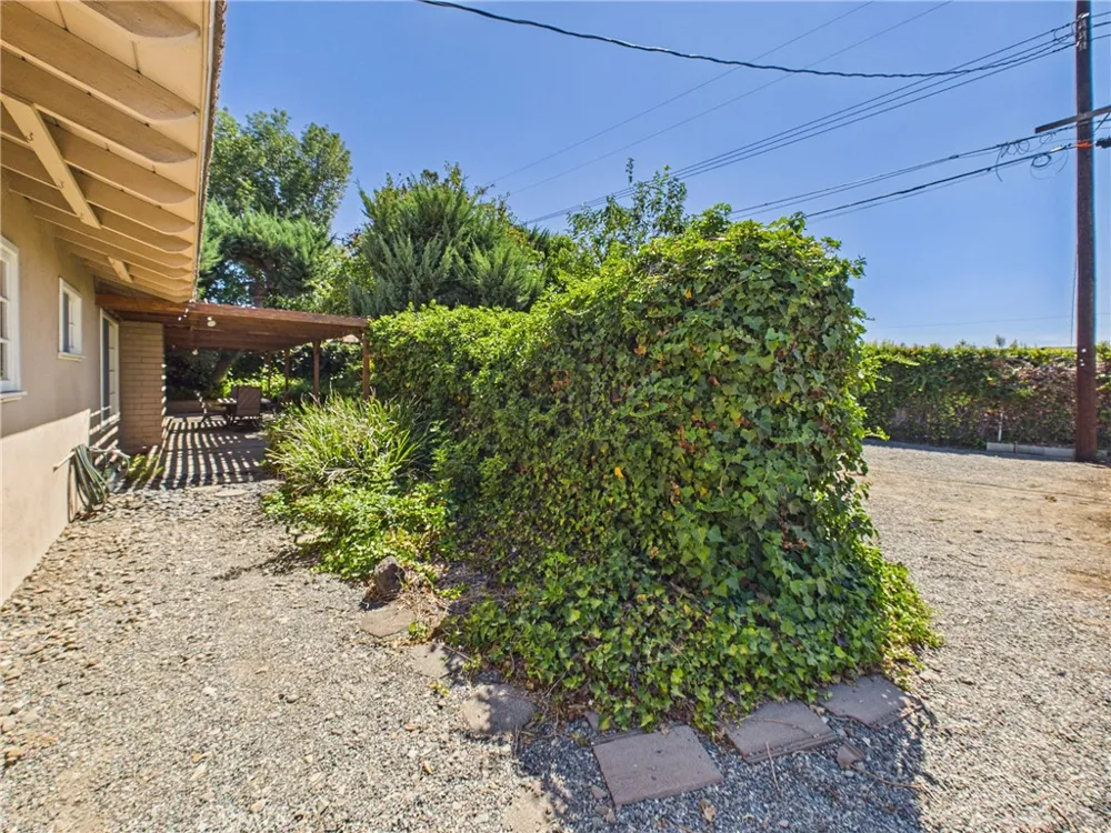 3032 Fairbairn Orange, CA 92865