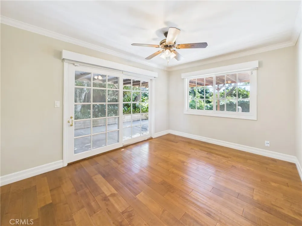 3032 Fairbairn Orange, CA 92865