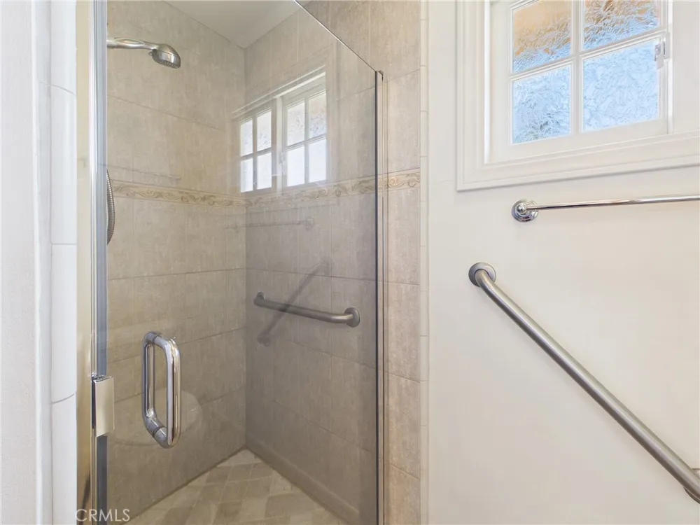 3032 Fairbairn Orange, CA 92865