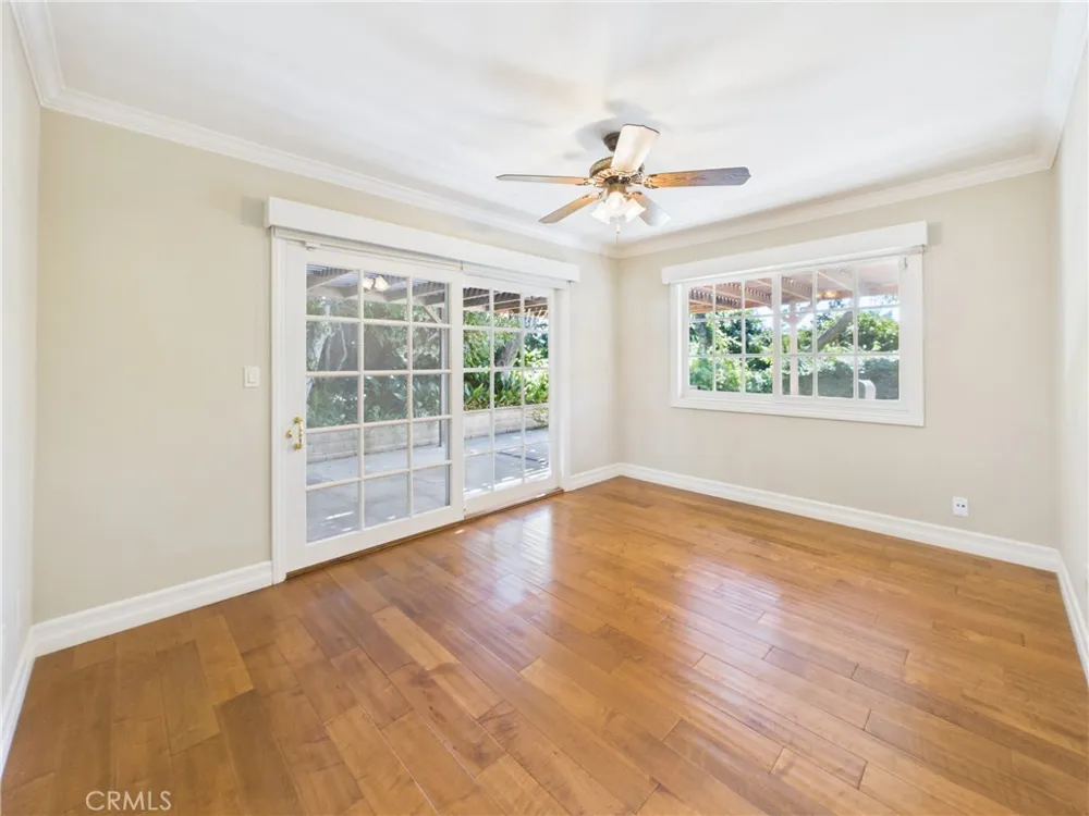 3032 Fairbairn Orange, CA 92865