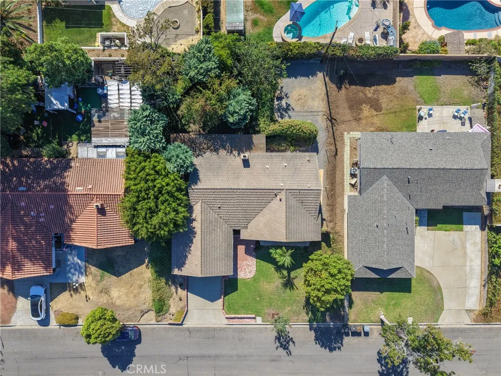 3032 Fairbairn Orange, CA 92865