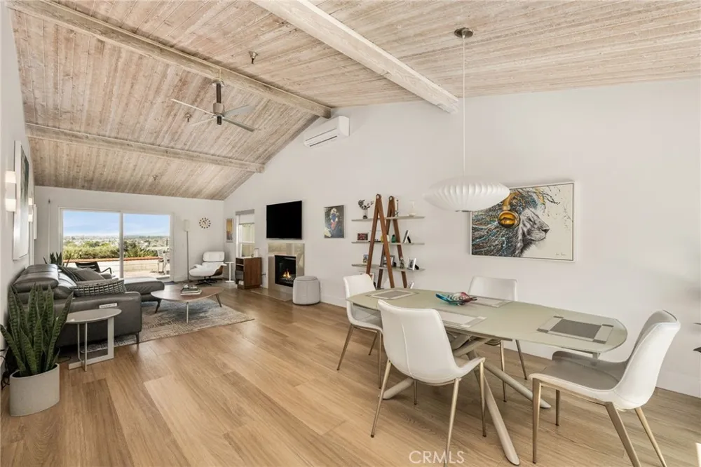 2175 Pacific Avenue #D6 Costa Mesa, CA 92627