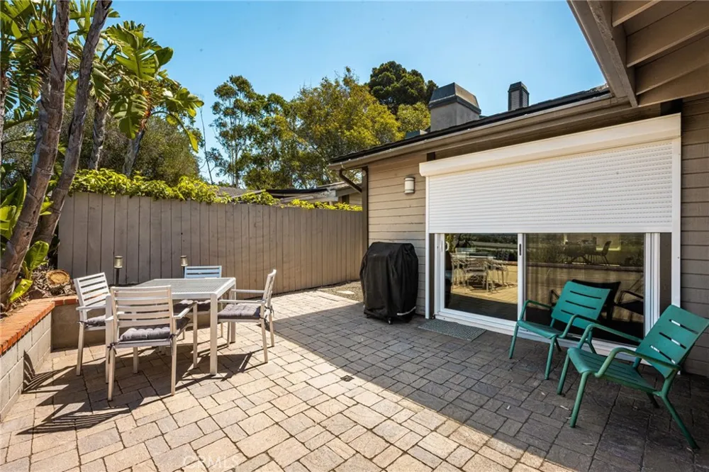 2175 Pacific Avenue #D6 Costa Mesa, CA 92627