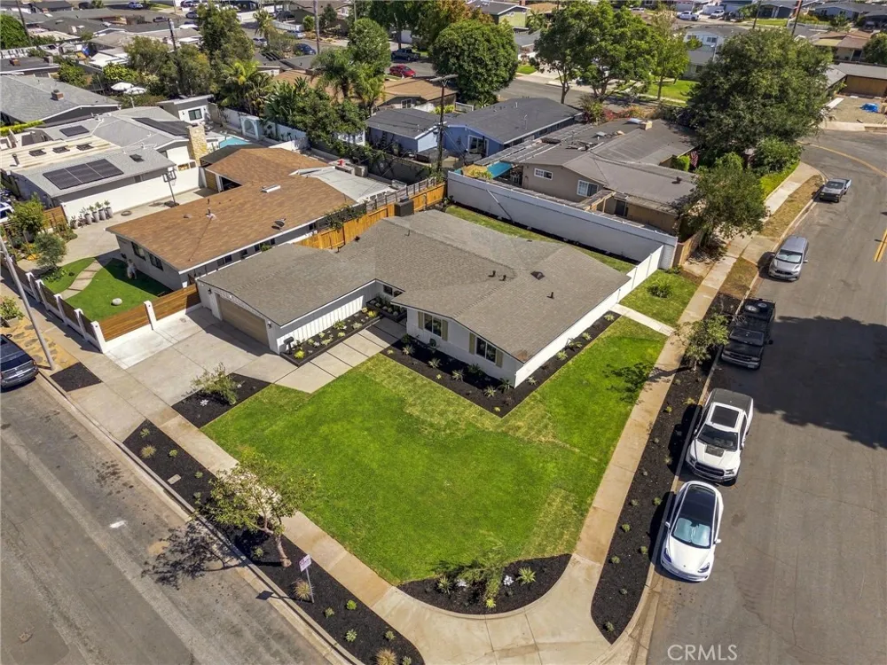 245 Tulane Costa Mesa, CA 92626