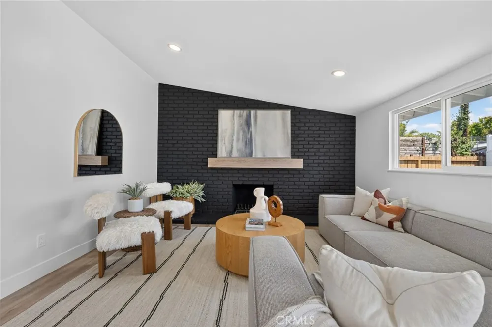 245 Tulane Costa Mesa, CA 92626