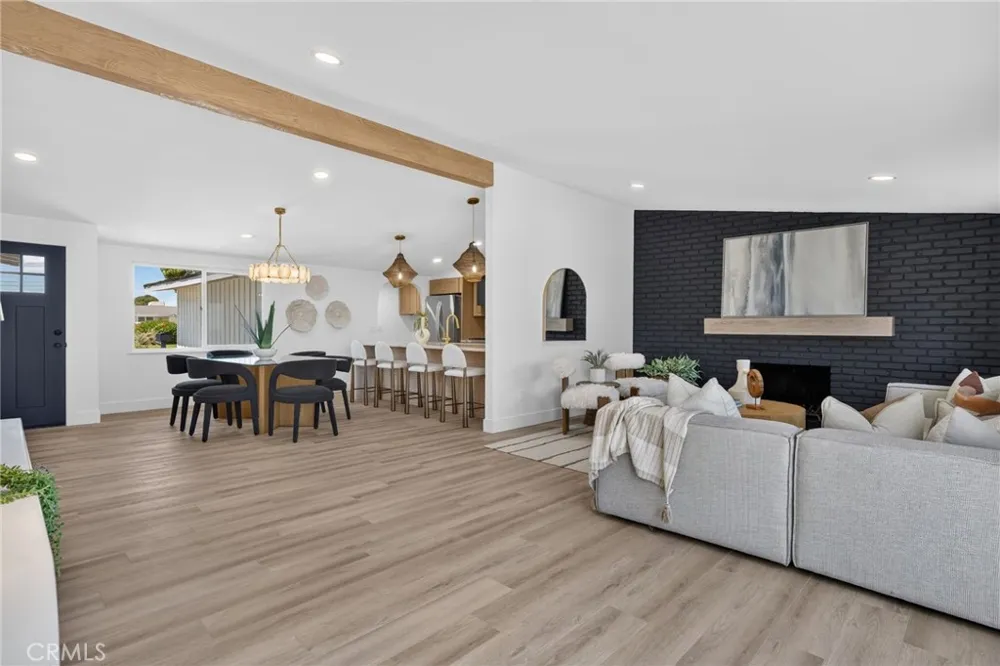 245 Tulane Costa Mesa, CA 92626