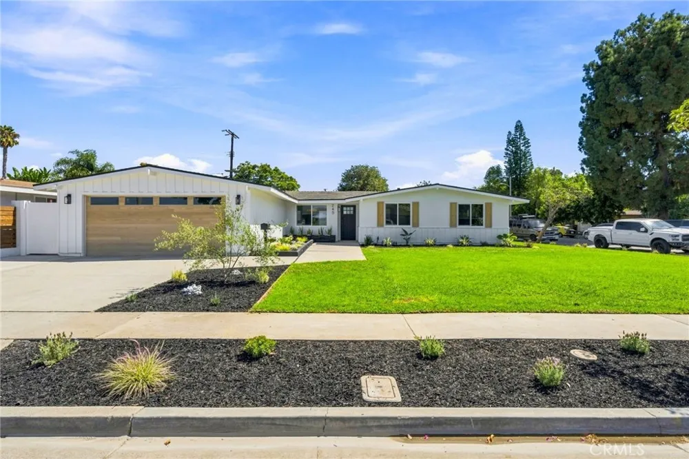 245 Tulane Costa Mesa, CA 92626