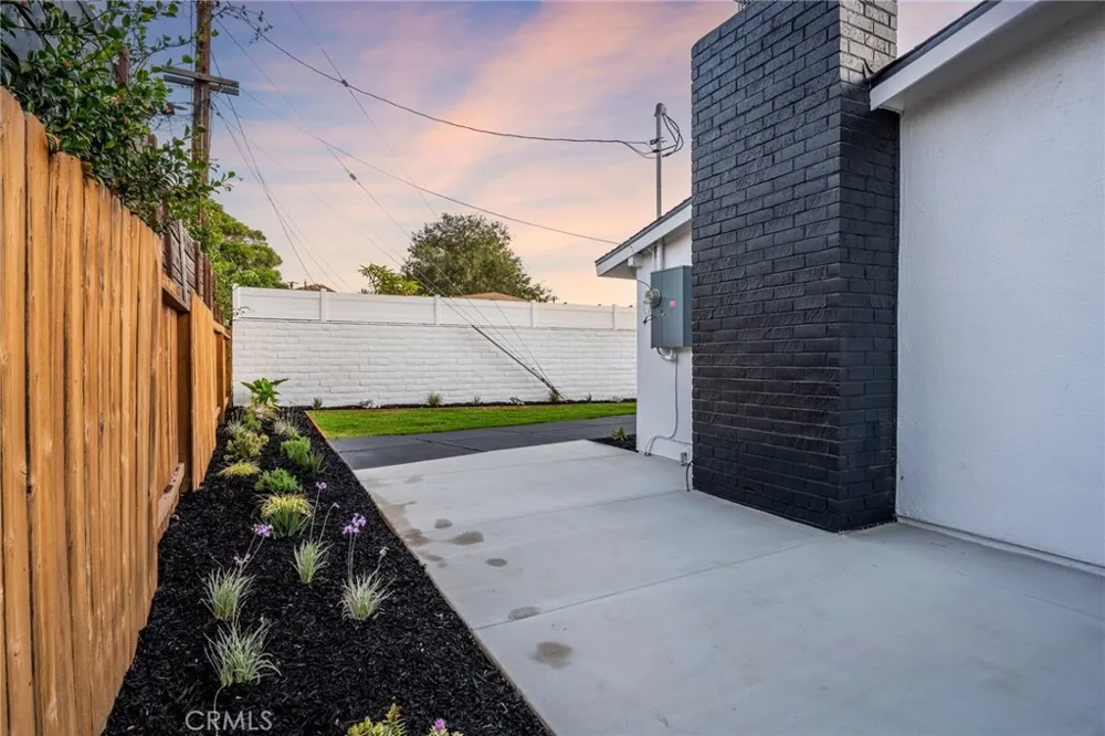 245 Tulane Costa Mesa, CA 92626