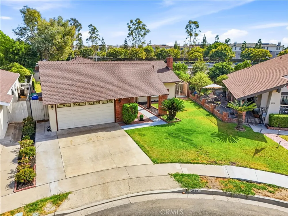 2142 Fallen Leaf Tustin, CA 92780
