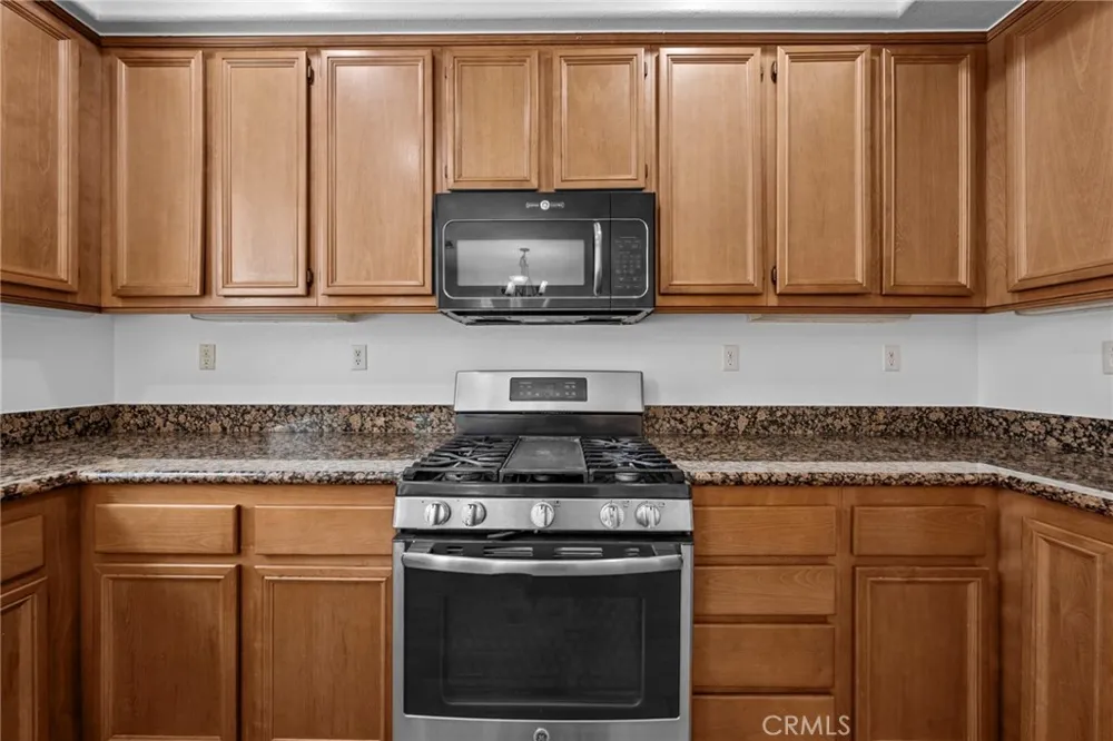 8780 Ussel Riverside, CA 92503
