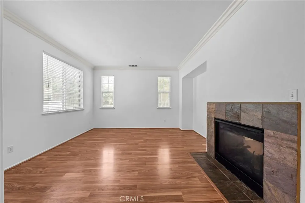 8780 Ussel Riverside, CA 92503