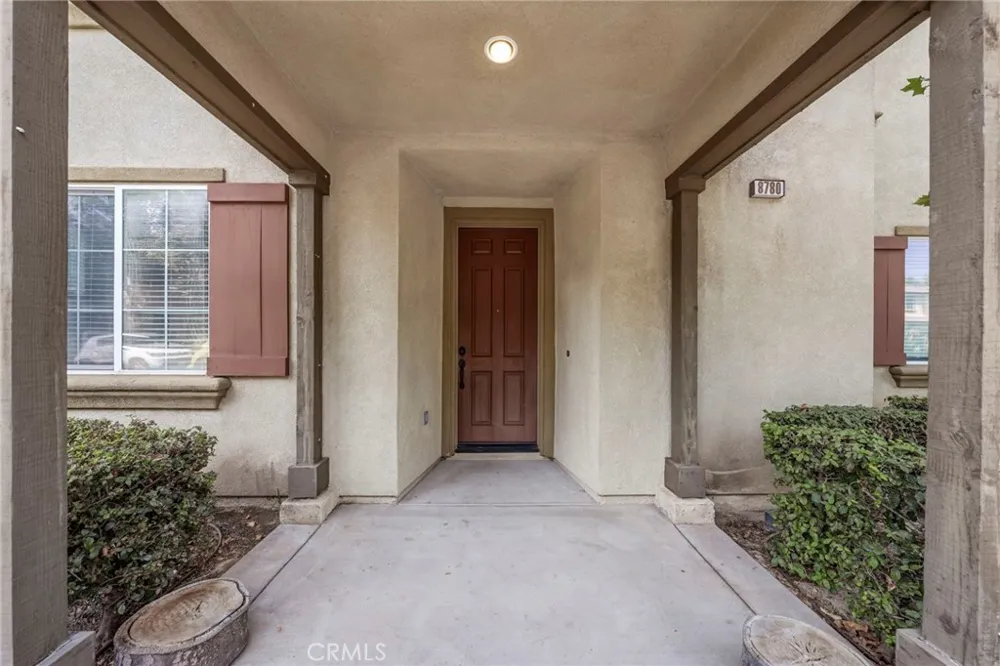 8780 Ussel Riverside, CA 92503