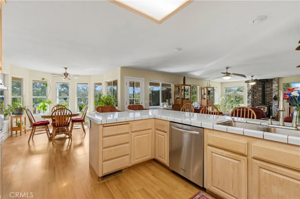 401 Oakridge Court Valley Springs, CA 95252