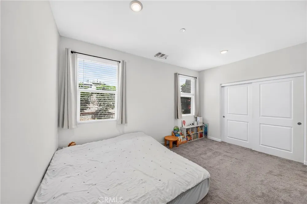 306 Vista Drive #103 La Habra, CA 90631