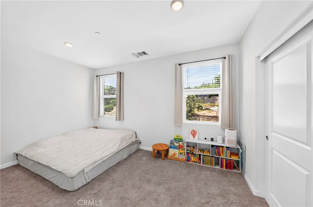 306 Vista Drive #103 La Habra, CA 90631