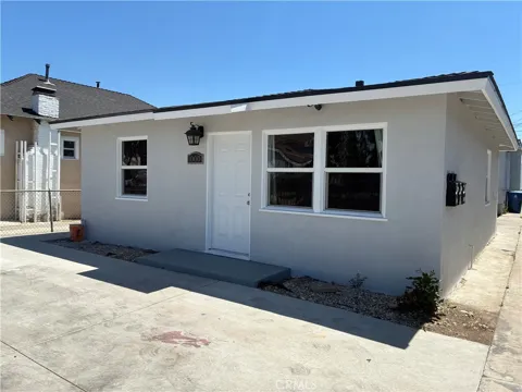 1000 E 54