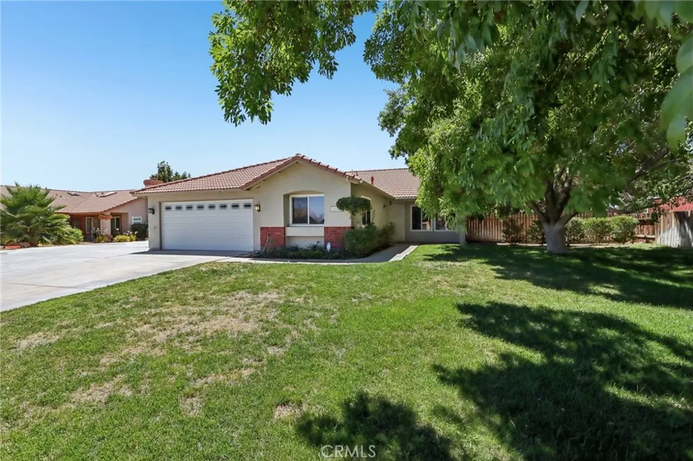15655 Cheyenne Hesperia, CA 92345