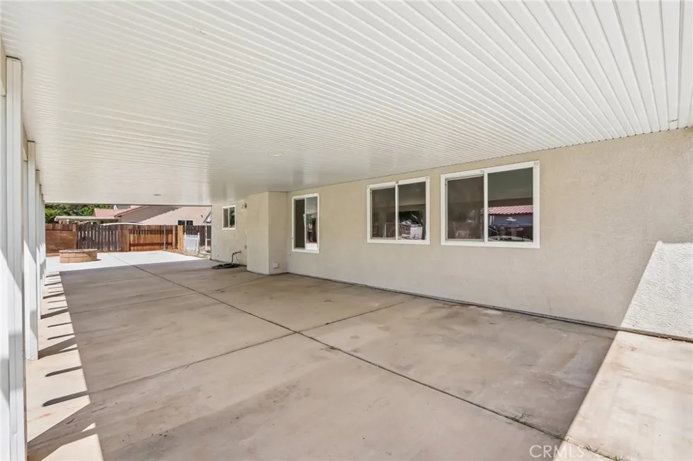 15655 Cheyenne Hesperia, CA 92345
