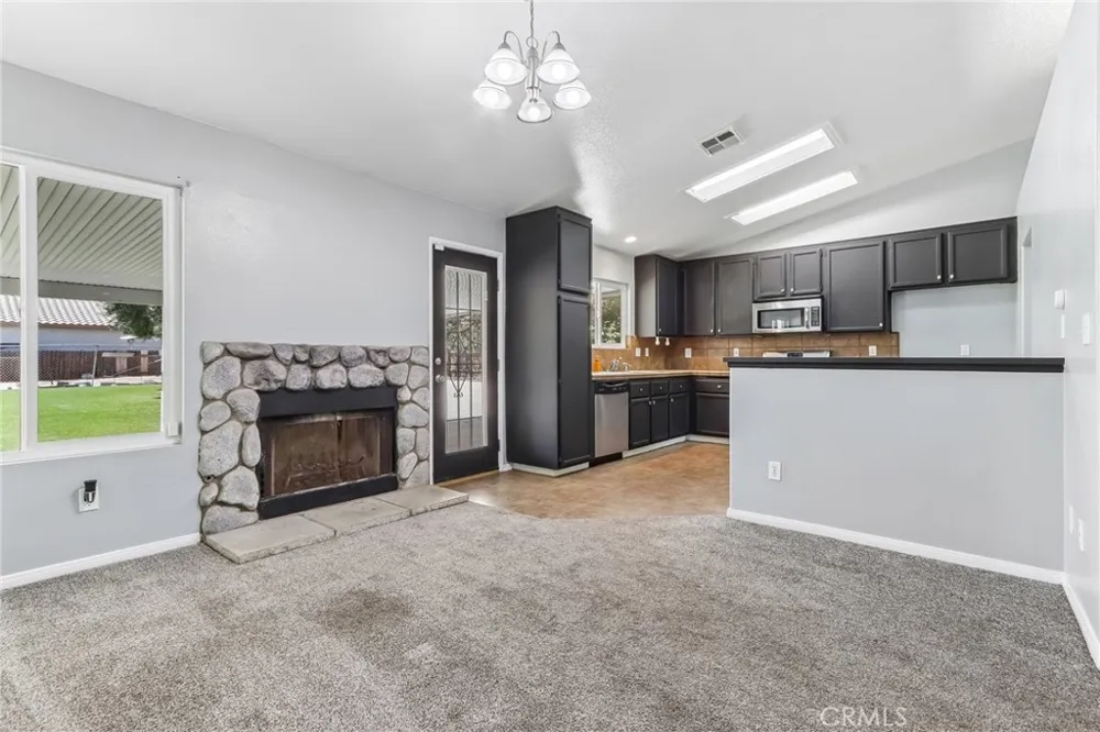 15655 Cheyenne Hesperia, CA 92345