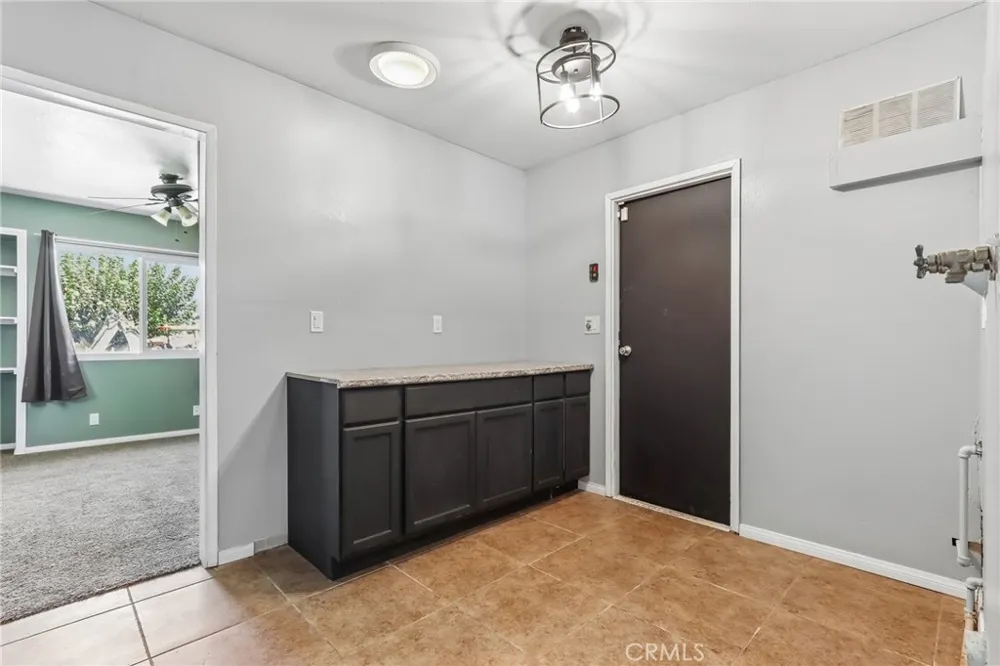 15655 Cheyenne Hesperia, CA 92345