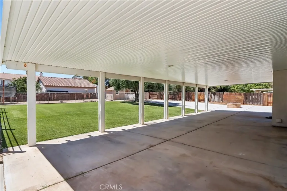 15655 Cheyenne Hesperia, CA 92345