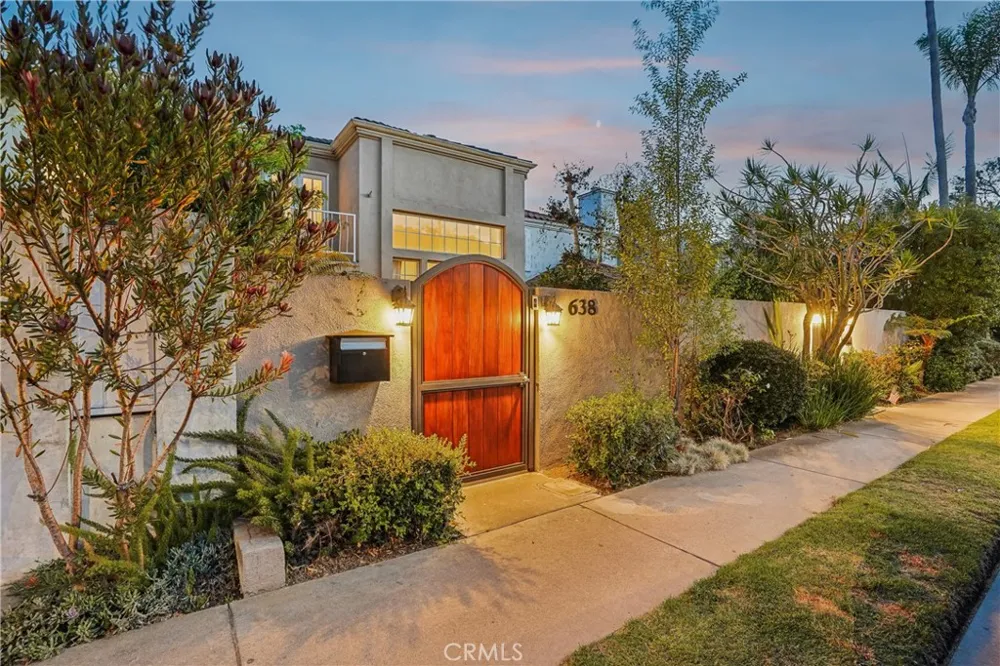 638 Rosecrans Avenue Manhattan Beach, CA 90266