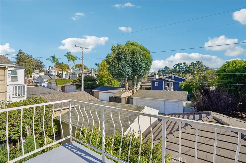 638 Rosecrans Avenue Manhattan Beach, CA 90266