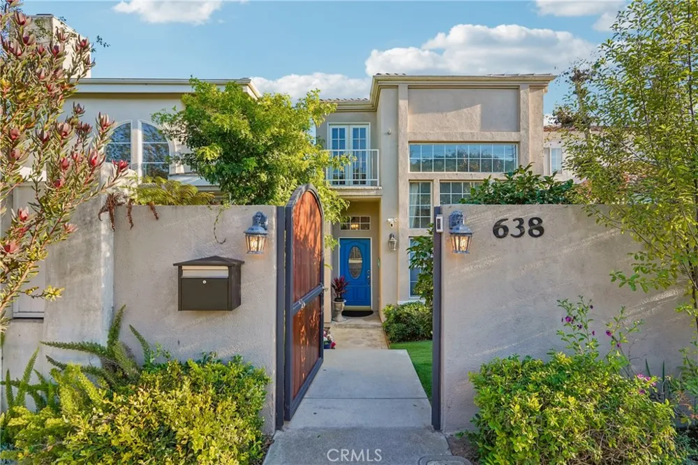 638 Rosecrans Avenue Manhattan Beach, CA 90266