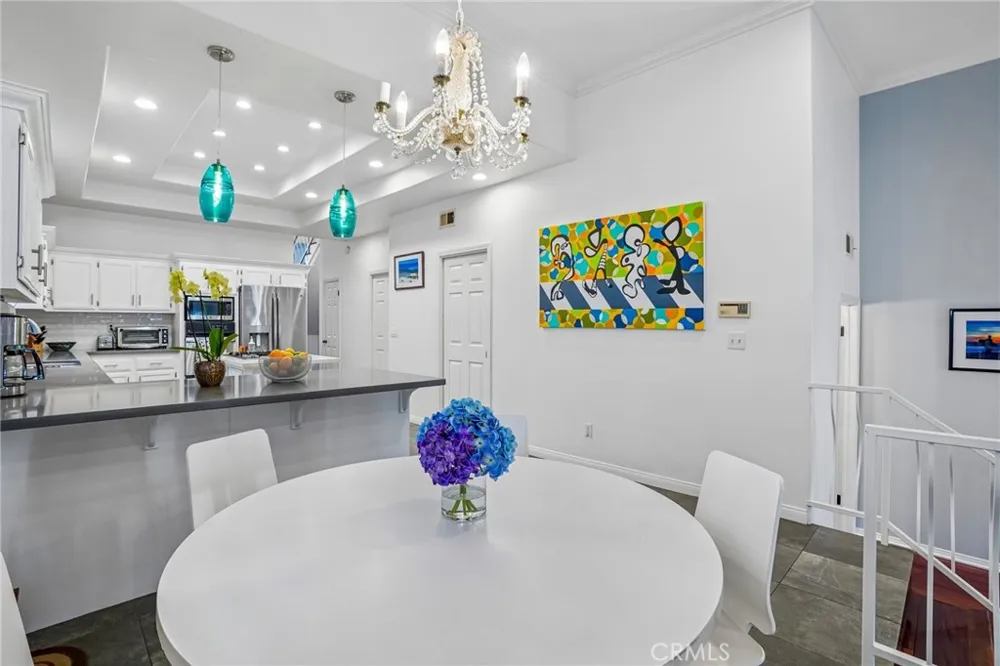 638 Rosecrans Avenue Manhattan Beach, CA 90266