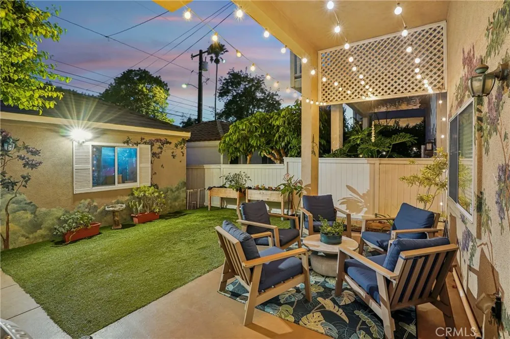 638 Rosecrans Avenue Manhattan Beach, CA 90266
