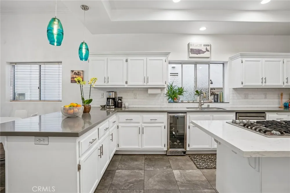 638 Rosecrans Avenue Manhattan Beach, CA 90266